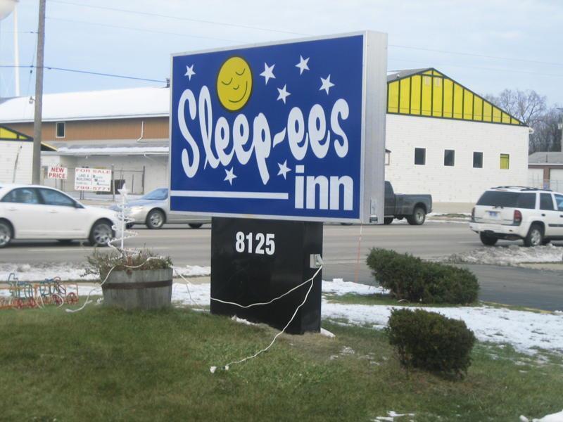 Sleep-Ees Inn, Saginaw & Frankenmuth Екстер'єр фото