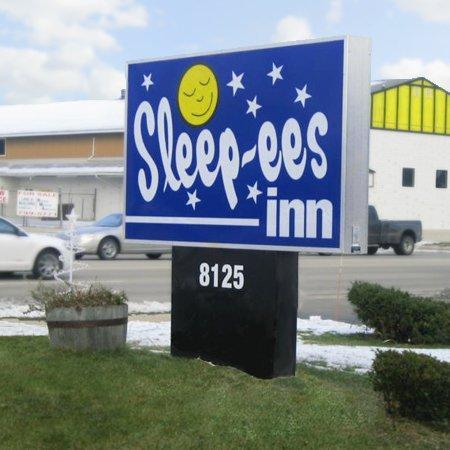 Sleep-Ees Inn, Saginaw & Frankenmuth Екстер'єр фото